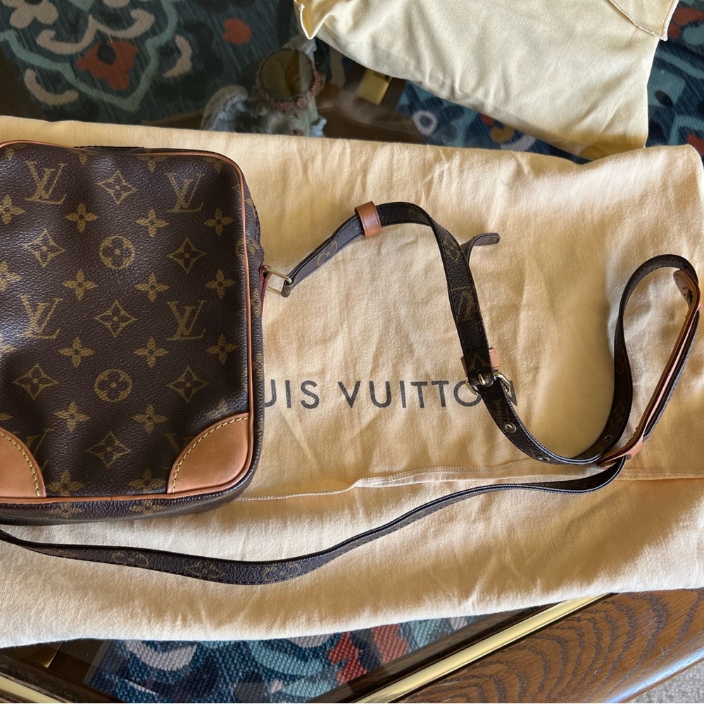 Louis Vuitton Monogram Brown Messenger Bag - Picture 5 of 11